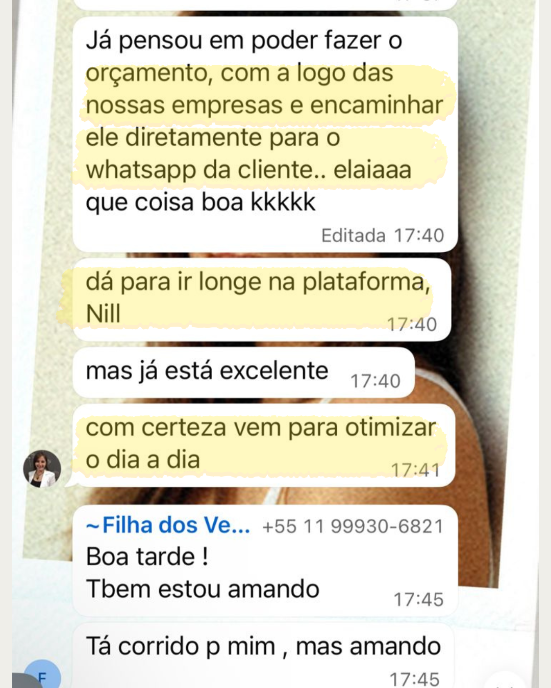 Hély Alderete adorando o envio de status de pedido ao cliente